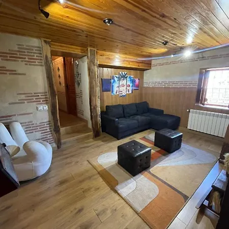 Casa Obis Chalet Muneca